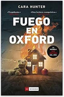 «Fuego en Oxford» de Cara Hunter