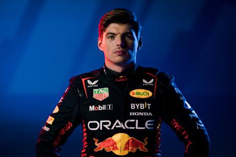 Oracle Red Bull Racing presentó el nuevo RB19 y anunció alianza con Ford Max Verstappen and Sergio Perez