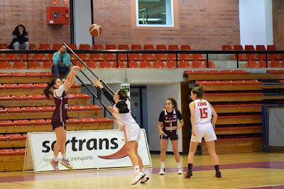 Galería de clics del Bàsquet Femení Sant Adrià-GEiEG (Liga Femenina 2) Galería de clics del Bàsquet Femení Sant Adrià-GEiEG (Liga Femenina 2)