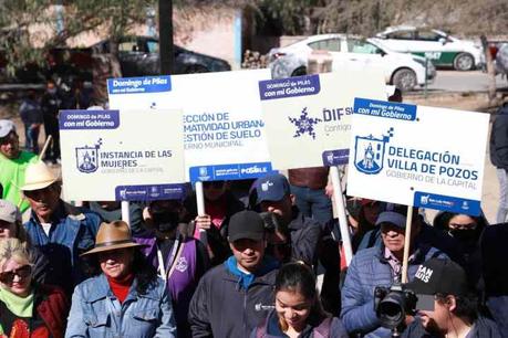 Enrique Galindo promueve el desarrollo de las comunidades, con alcantarillado, pavimentaciones y escrituración