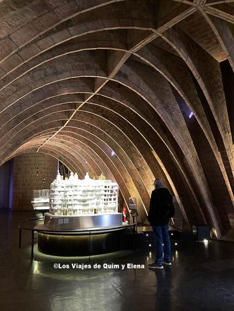 Visitar La Pedrera, Casa Milá Exposición sobre Gaudí en el desván de la Casa Milá