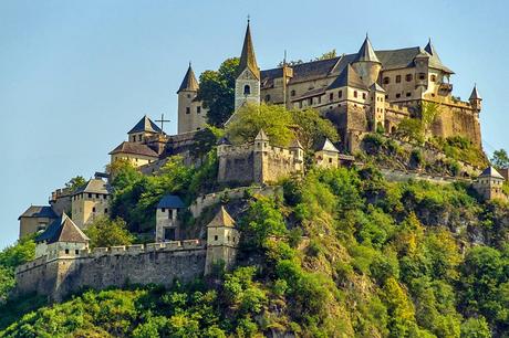 17 atracciones turísticas mejor valoradas en Austria Burg medieval Hochosterwitz