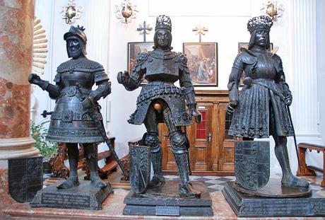 17 atracciones turísticas mejor valoradas en Austria Hofburg y Hofkirche de Innsbruck