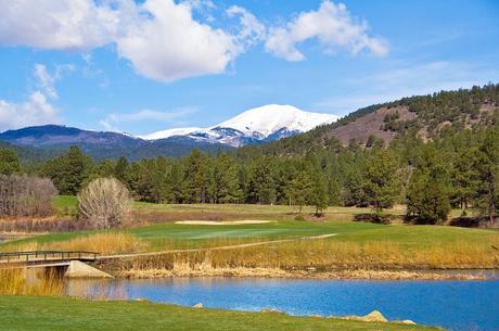 14 atracciones y cosas para hacer mejor valoradas en Ruidoso, NM Golf a la sombra del pico Sierra Blanca