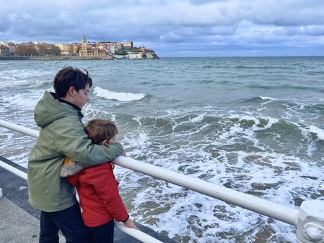 Qué hacer con niños en Gijón  http://www.lalupaviajera.com/