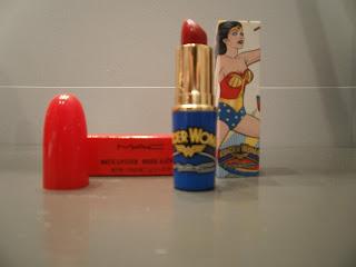 MAC Y WONDER WOMAN