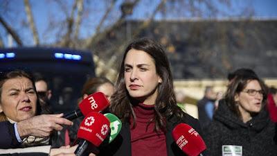 Vuelve a las calles el grito por la atención primaria… y Froilán de Todos los Antros de Ravechalar y Fiestón.