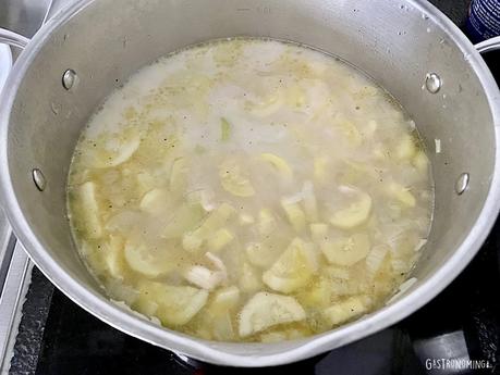 Sopa de pollo y verduras