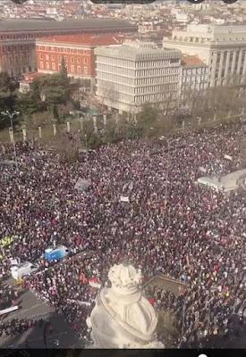 La manifestación.     The demonstration.     演示。