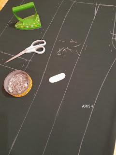 CAMISA CON LAZO + CHALECO + PANTALON Y NECESERES