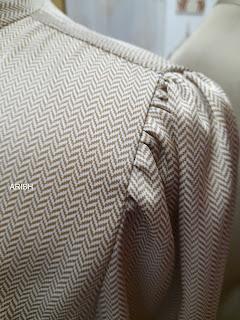 CAMISA CON LAZO + CHALECO + PANTALON Y NECESERES