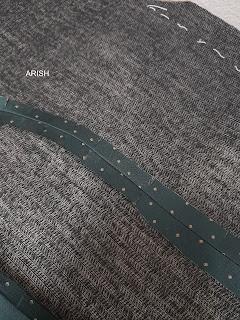 CAMISA CON LAZO + CHALECO + PANTALON Y NECESERES