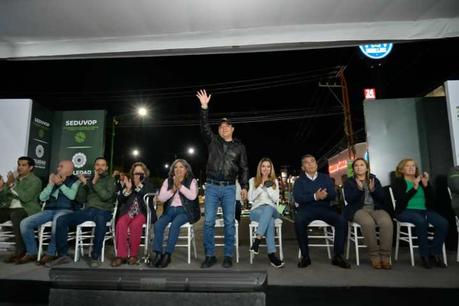 Entrega Ricardo Gallardo modernización de la lateral de Carretera Matehuala