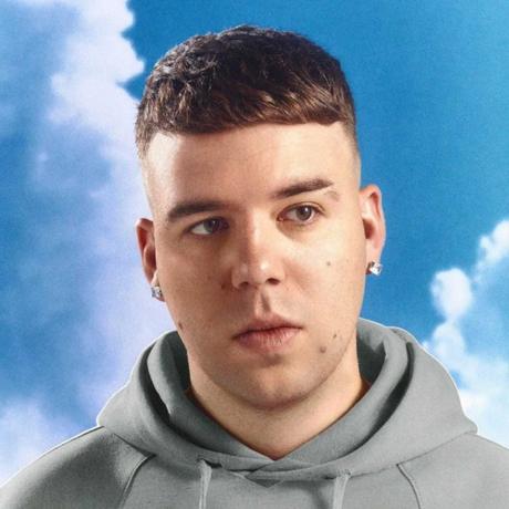 Quevedo, Bizarrap y Shakira siguen liderando las listas españolas una semana más DONDE QUIERO ESTAR