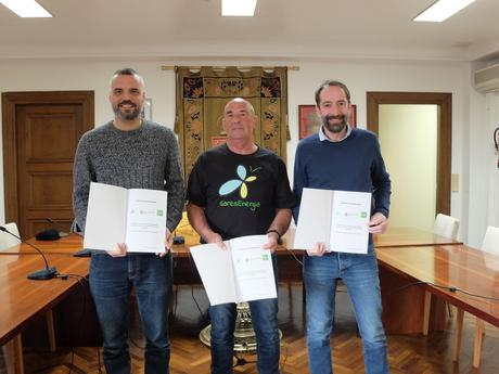 Schneider Electric, el Ayuntamiento de Puente La Reina y GaresEnergía firman un convenio de colaboración para fomentar la sostenibilidad y la economía local