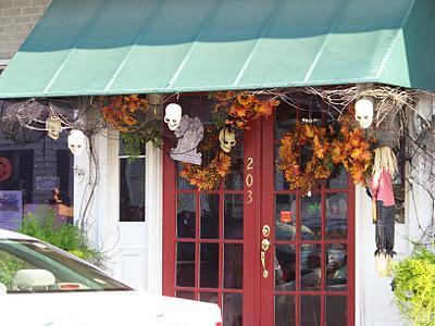 Halloween Decorations in Southeast USA