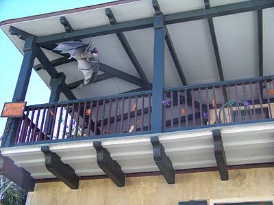 Halloween Decorations in Southeast USA