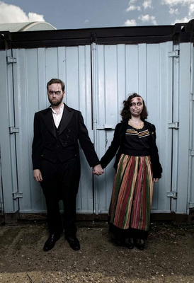 Una sesión preboda... ¡de miedo! Una sesión preboda... ¡de miedo!