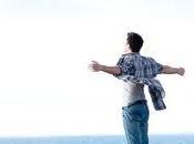 Siempre detrás siento...