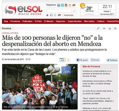 ¿100 personas es equivalente a media cuadra repleta de personas?