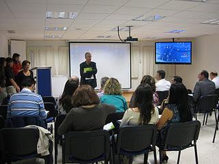 Neonatólogos y enfermeros andaluces amplían su formación en el Hospital Regional de Málaga