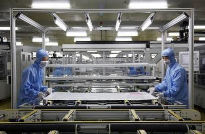 China desacelera la producción de paneles