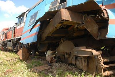 Lesionadas 24 personas en choque de trenes en La Habana [+ fotos]