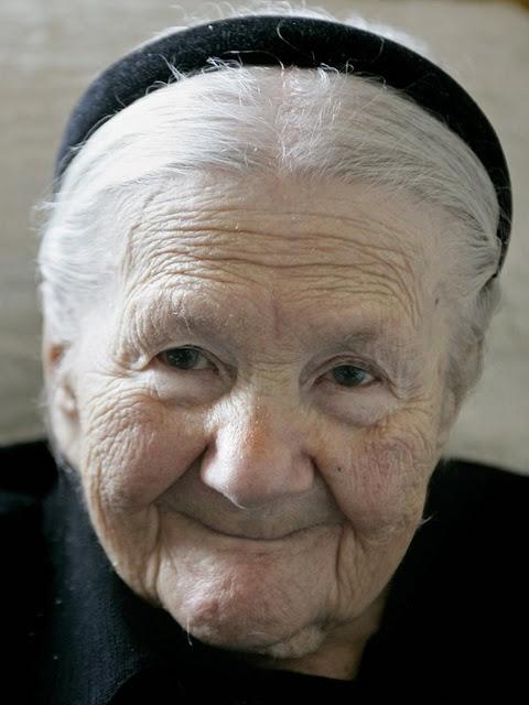 IRENA SENDLER : EL ÁNGEL DEL GUETO DE VARSOVIA