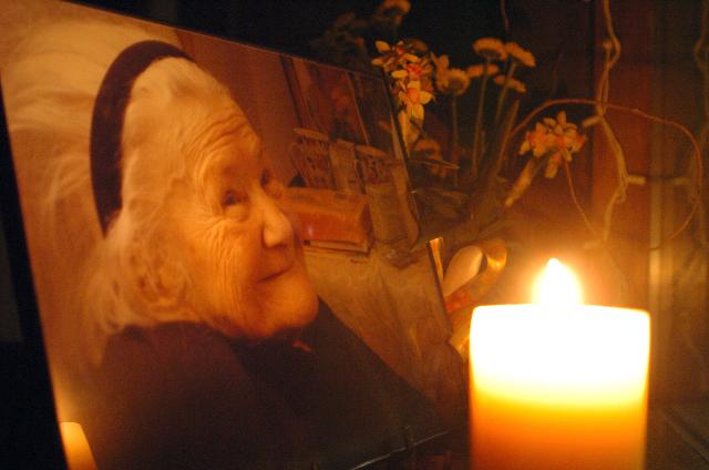 IRENA SENDLER : EL ÁNGEL DEL GUETO DE VARSOVIA