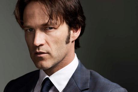 Stephen Moyer Stephen Moyer y Radha Mitchell en Evidence