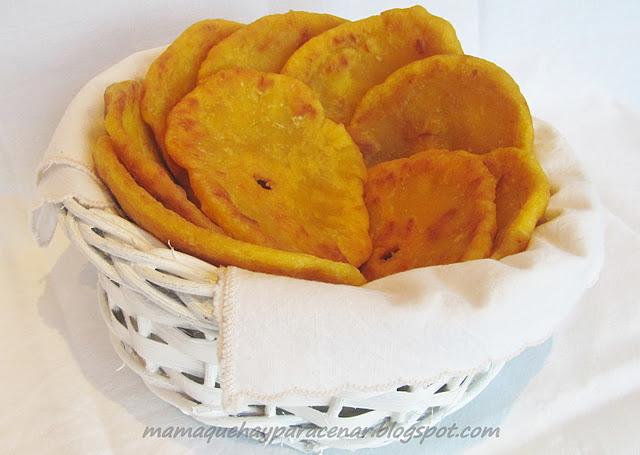 SOPAIPILLAS CON CEVICHE Y PEBRE