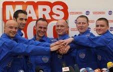 Los seis miembros de la misión “Mars500” salen de la cápsula tras 520 días aislados. Por Edurado Cruz Acillona.