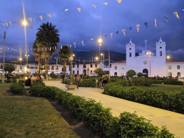 ENTRE DOS TIERRAS : DESDE MOYOBAMBA HACIA CHACHAPOYAS