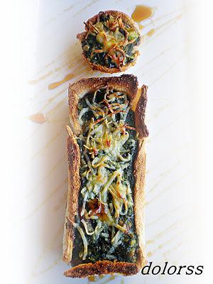 Bocado crujiente relleno de espinacas y nueces a la miel  ... mi letra  es ...