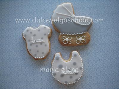 Galletas decoradas bebe....en gris y blanco!!