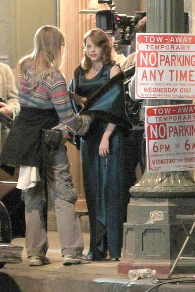 Emma Stone y Sean Penn en el set de Gangster Squad