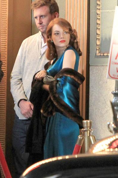 Emma Stone y Sean Penn en el set de Gangster Squad