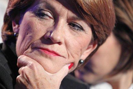 Femmes de Paris, by Juan Pedro Quiñonero