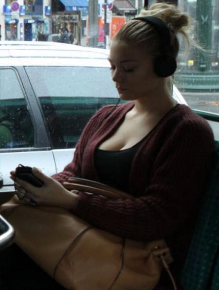 Femmes de Paris, by Juan Pedro Quiñonero