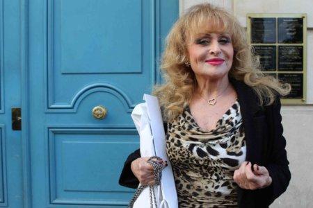 Femmes de Paris, by Juan Pedro Quiñonero