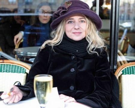 Femmes de Paris, by Juan Pedro Quiñonero