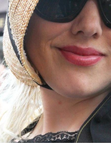 Femmes de Paris, by Juan Pedro Quiñonero