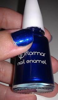Esmaltes Flormar Rosa y Ázul