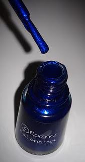 Esmaltes Flormar Rosa y Ázul