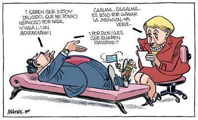 Papandreu espanta a Europa y la UE le obliga a dar marcha atrás.