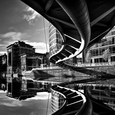 Valentine’s Bridge, Bristol, UK Wind in Willows