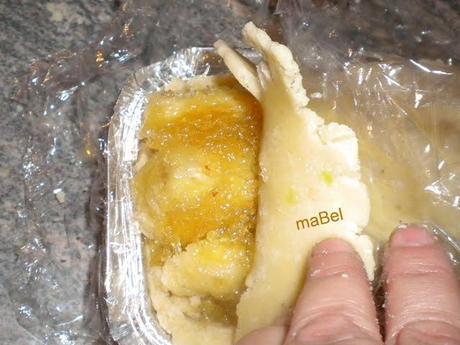 Pan de cádiz ( mazapán con frutas)