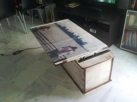 Diy: El baúl convertido en mesa elevable de Jaidajo