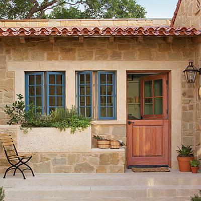 PUERTAS CON ACCESOS RUSTICOS