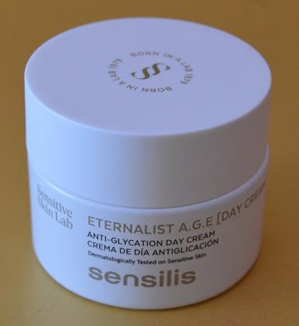 “Eternalist A.G.E. [Day Cream]” de SENSILIS – una crema de día que yo utilizo de noche